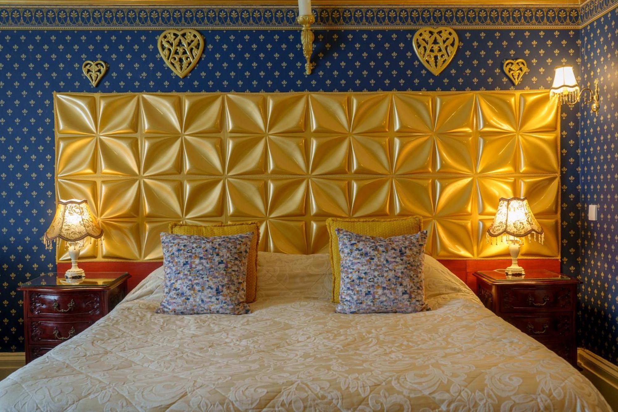 Hotel Harrisons Hall Bed & Breakfast à Mold Extérieur photo