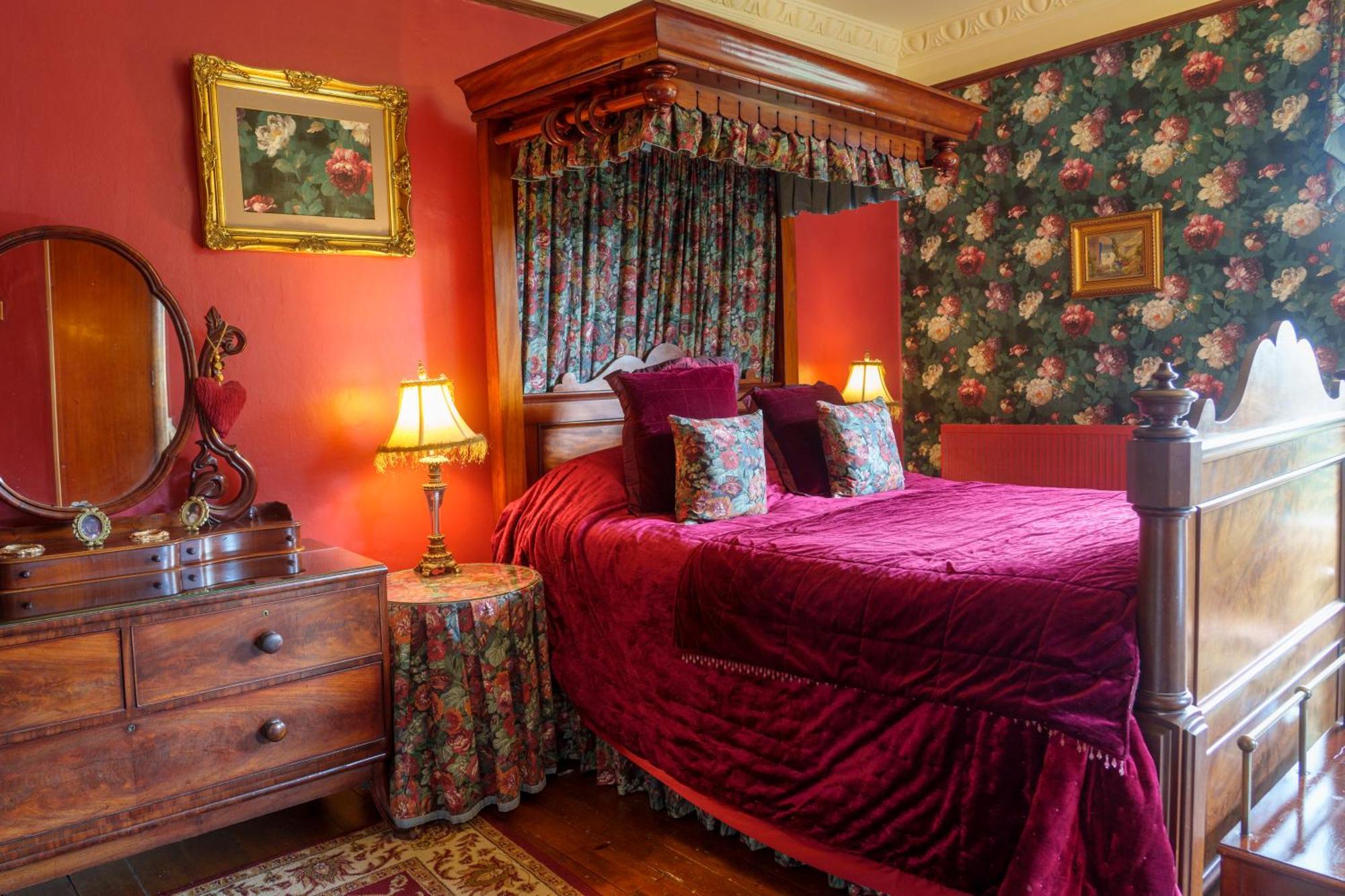 Hotel Harrisons Hall Bed & Breakfast à Mold Extérieur photo