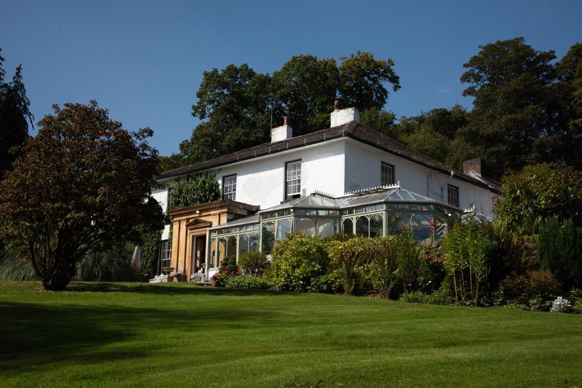 Hotel Harrisons Hall Bed & Breakfast à Mold Extérieur photo